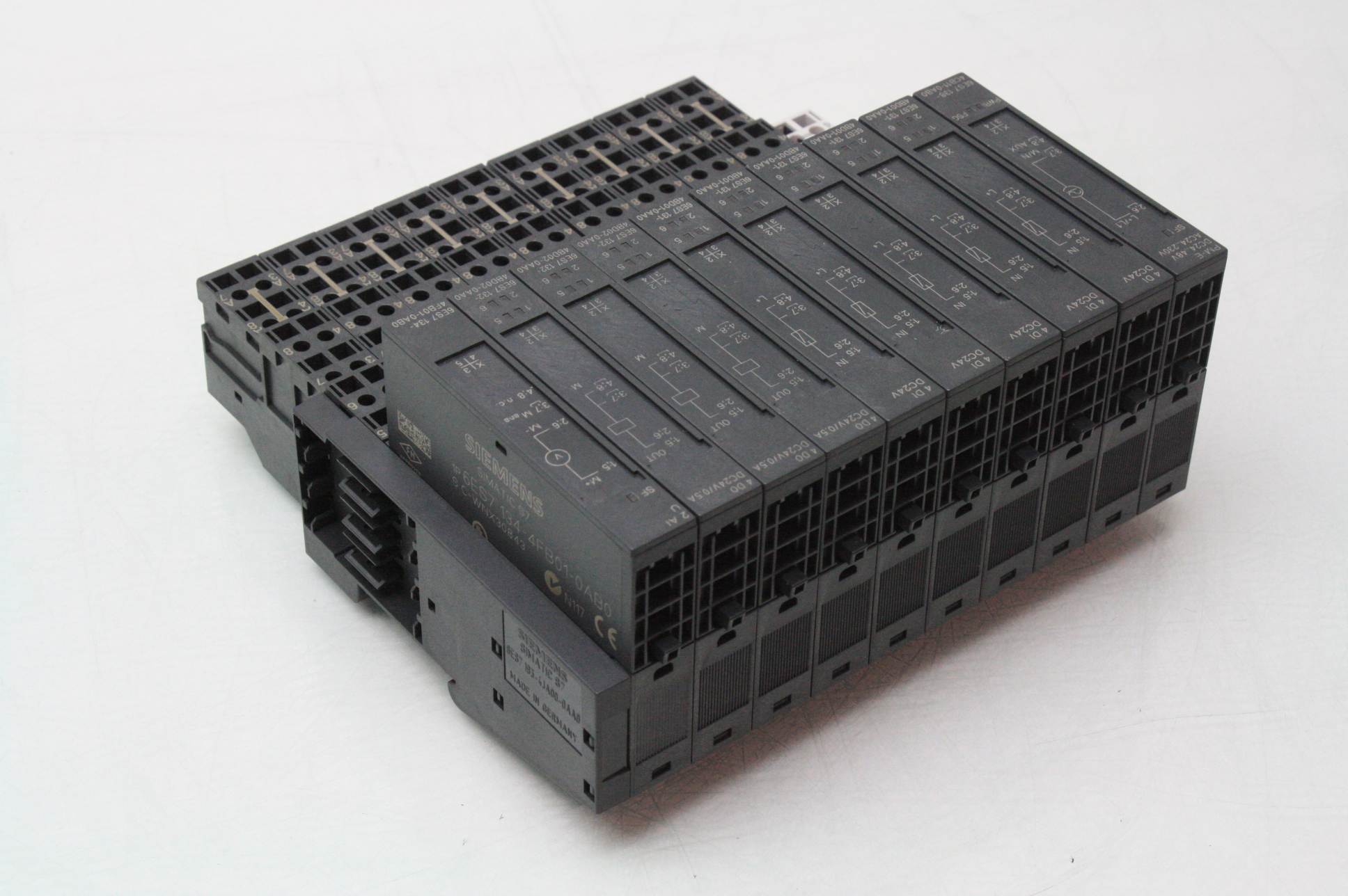 Siemens Remote I O Modules 6es7 131 4bd01 0aa0 6es7 138 4cb11 0ab0 132 4bd02 Ebay