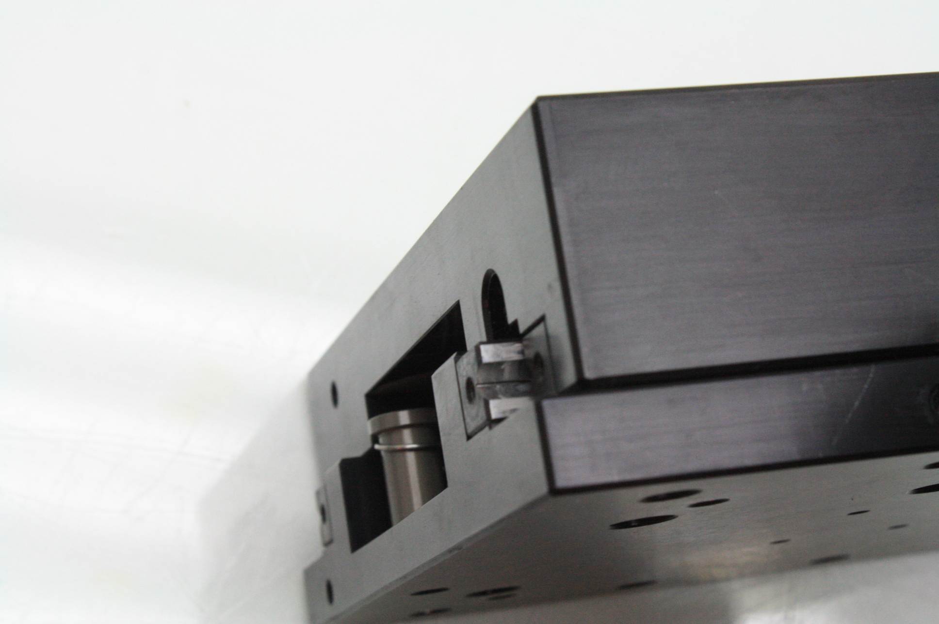 Dover Motion 6" Square Precision Aluminum Cross Roller Optical Linear