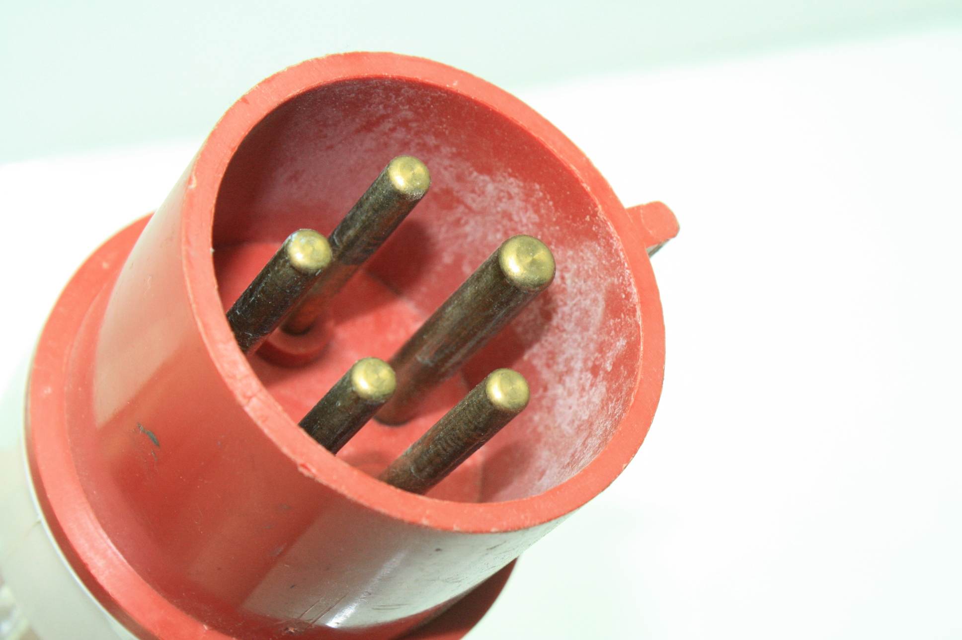 CEEtyp 32A6h 220/380V Type 230 Pin and Sleeve Connector 4 Pin w